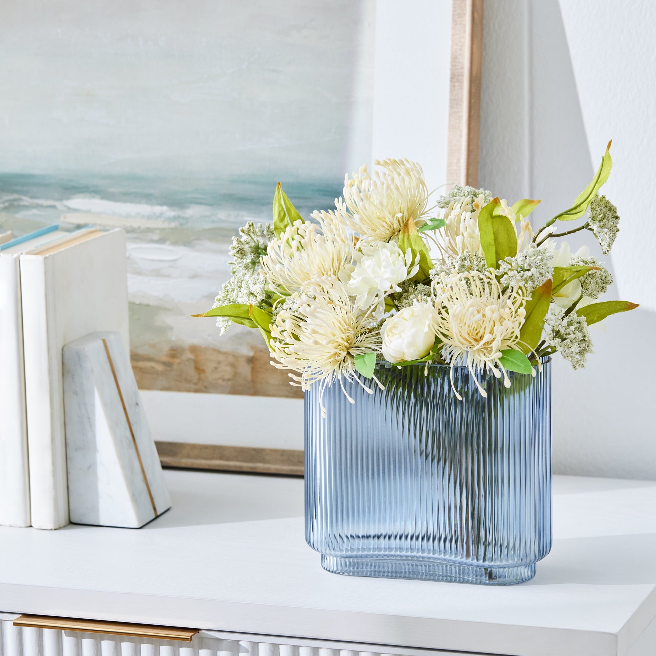 Better Homes & Gardens Ribbed Glass Vase, 7'', Blue